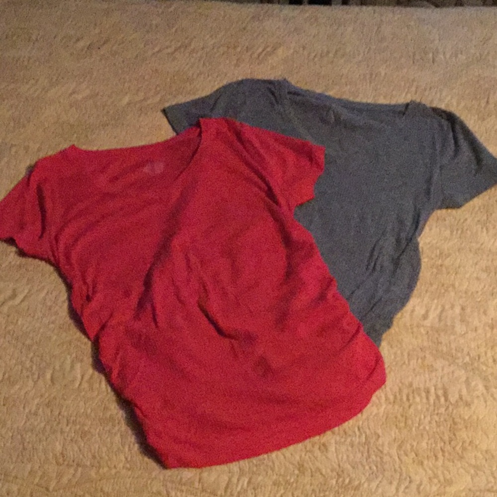 👍Liz Size L  Maternity Tees 175